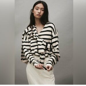 H&M Oversized Striped V-Neck Sweater L